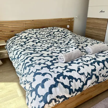 La Land, Traversant Vue Courseulles-sur-Mer