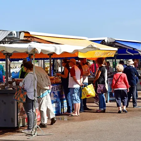 La Land, Traversant Vue Apartman *