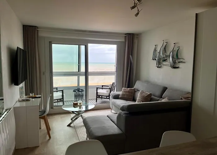 Apartman La Land, Traversant Vue